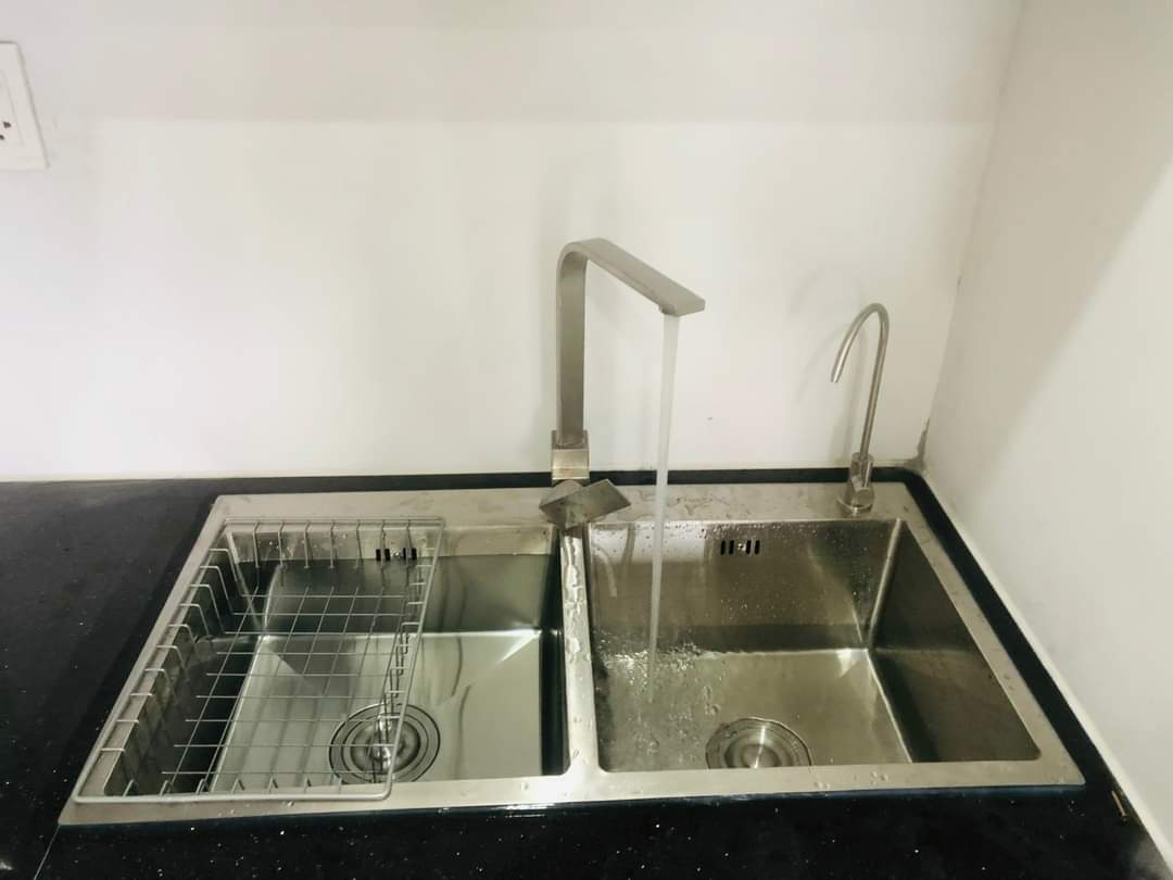 Chậu vòi inox cân 82x45