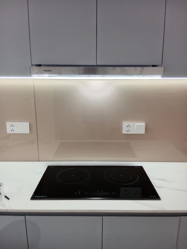 Bếp điện từ  Maadela MD-Y02IH